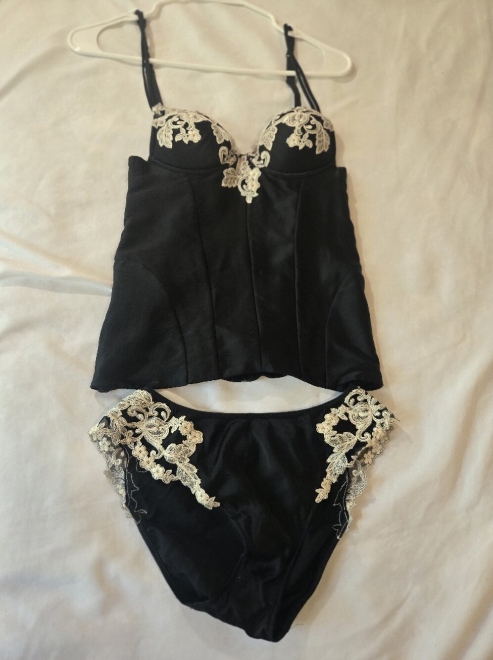 La Perla Black Camisole Set with Cream Lace Appliqué 32B NWOT